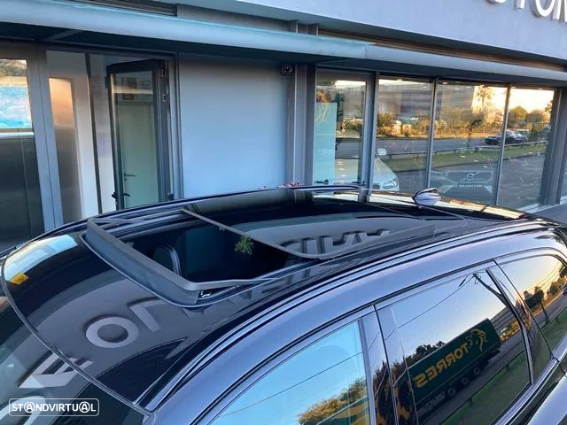 Volvo XC 60 2.0 B5 R-Design AWD - 14