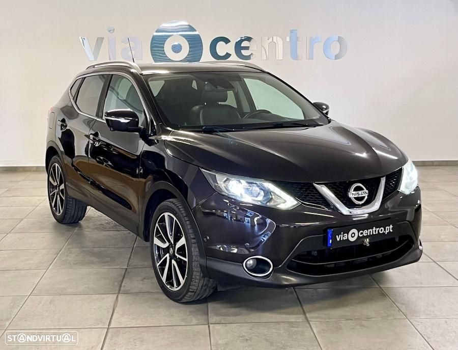 Nissan Qashqai 1.5 dCi Tekna Premium 17 360 - 1