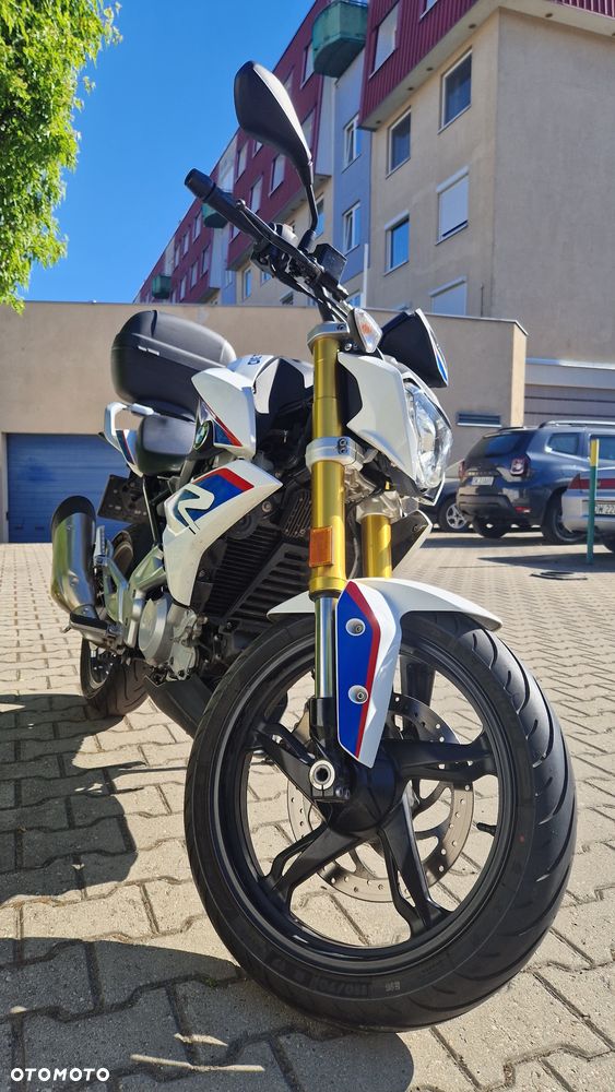 BMW G - 6
