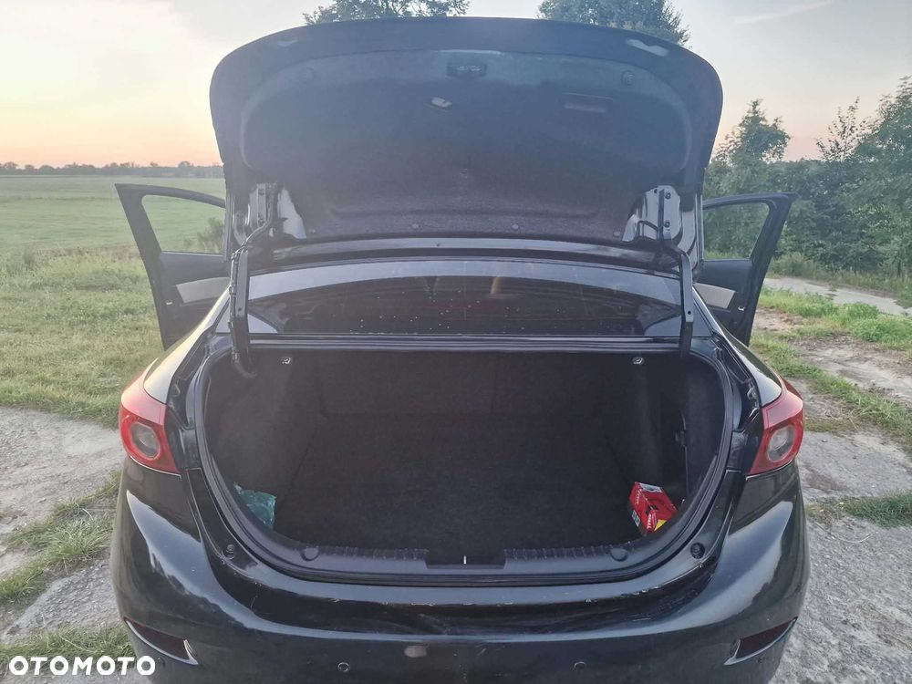 Mazda 3 2015 photo 5