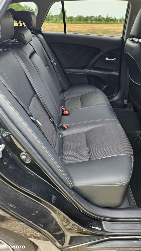 Toyota Avensis 1.8 Prestige - 7