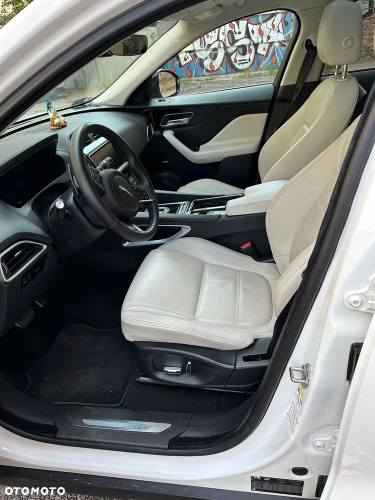 Jaguar F-Pace 2.0 i4P AWD Prestige - 9