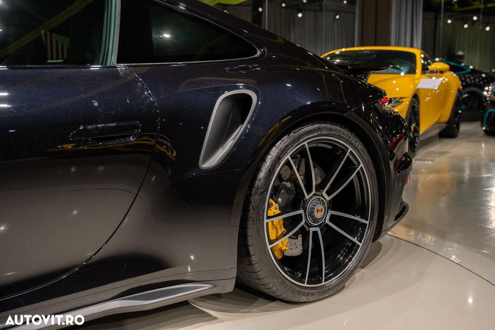 Porsche 992 TURBO S - 13