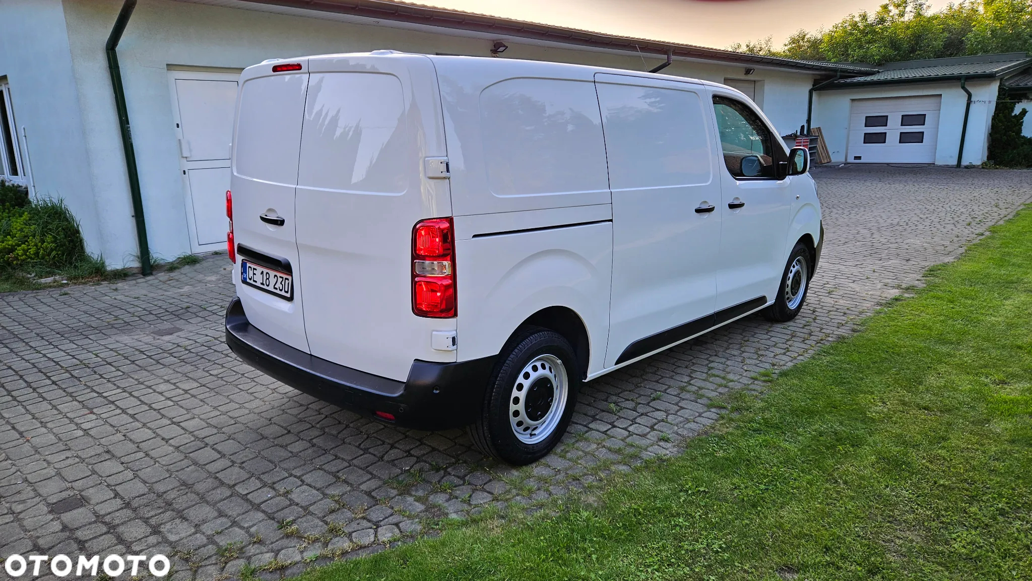 Toyota Proace - 10