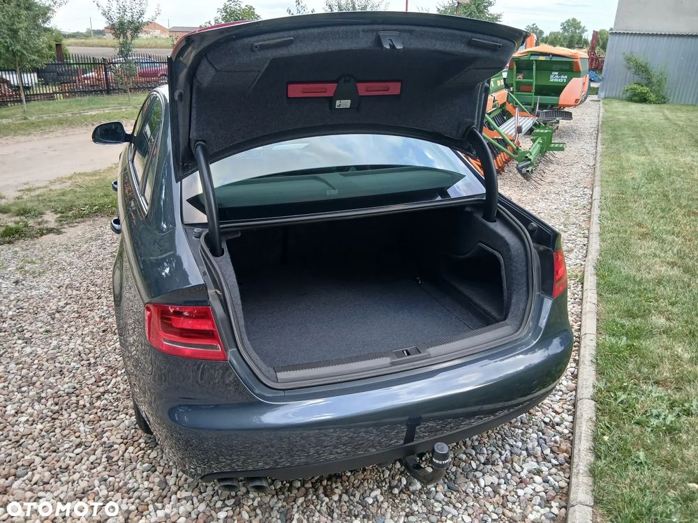 Audi A4 Limousine 2.0 TDI - 12