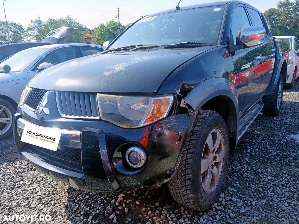 Dezmembrez Mitsubishi L200 2.5 Diesel 2007 - 3