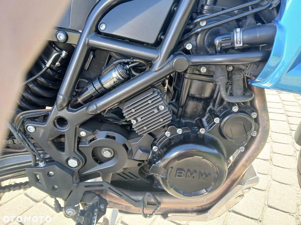 BMW F - 9
