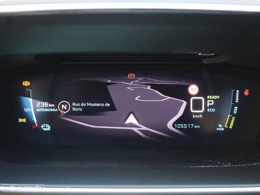 Peugeot e-208 Allure - 17