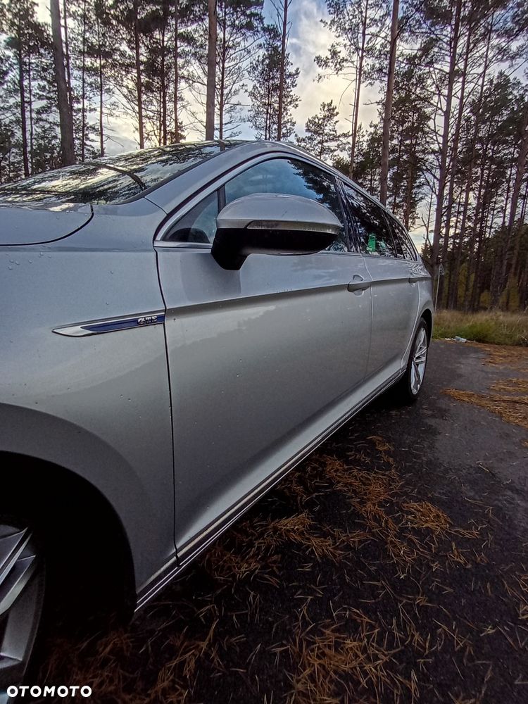Volkswagen Passat - 6