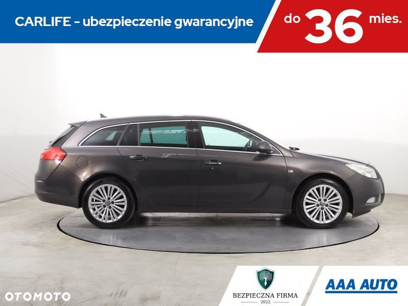 Opel Insignia - 8