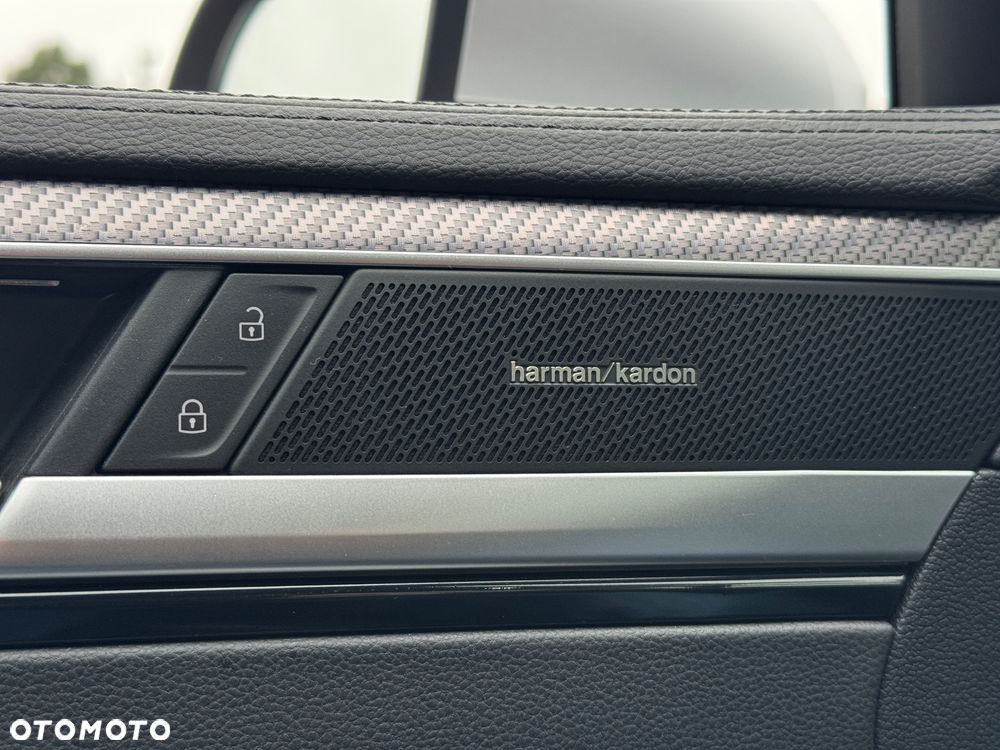 Volkswagen Arteon Shooting Brake 2.0 TSI 4Motion R DSG - 13