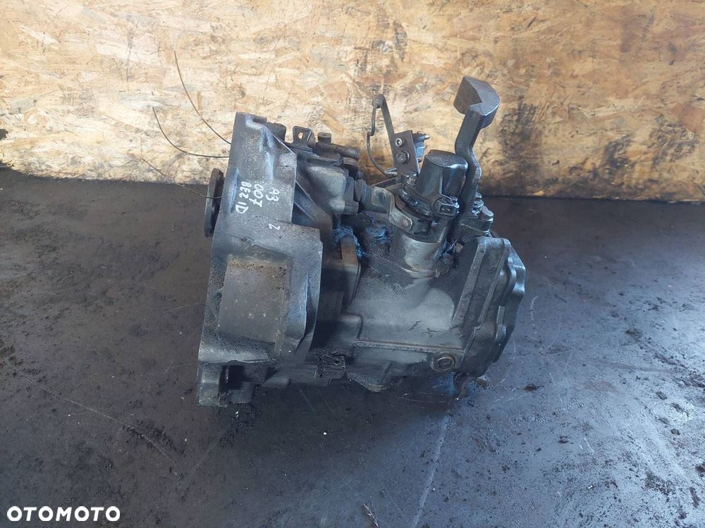 SKRZYNIA BIEGÓW AUDI A3 8L LIFT 1.8 T MANUAL 5 BIEGÓW DBZ ID: 238073 - 2