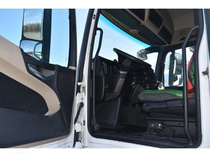 Mercedes-Benz Actros - 23