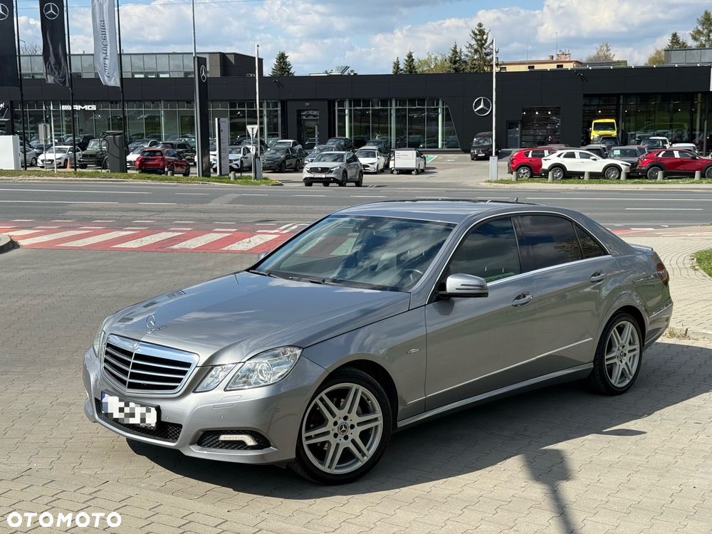 Mercedes-Benz Klasa E 200 CDI DPF BlueEFFICIENCY Automatik Avantgarde - 3