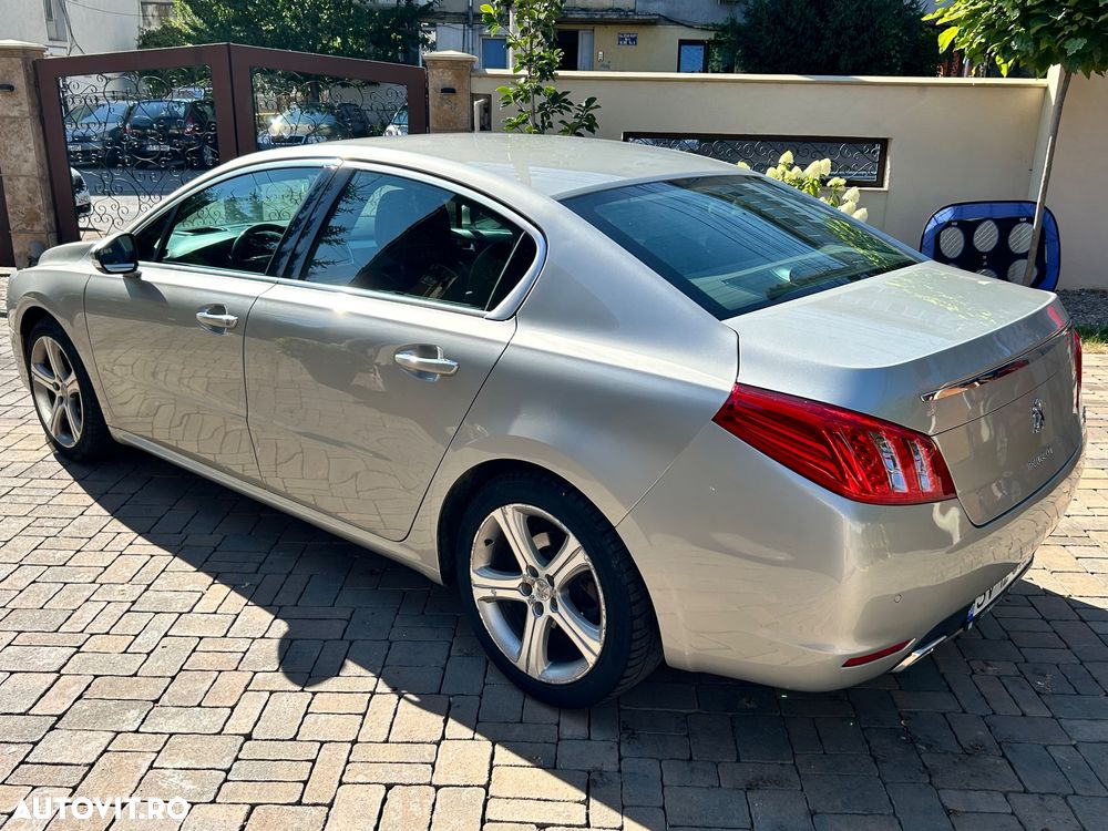 Peugeot 508 2.2 HDI FAP BVA GT - 10