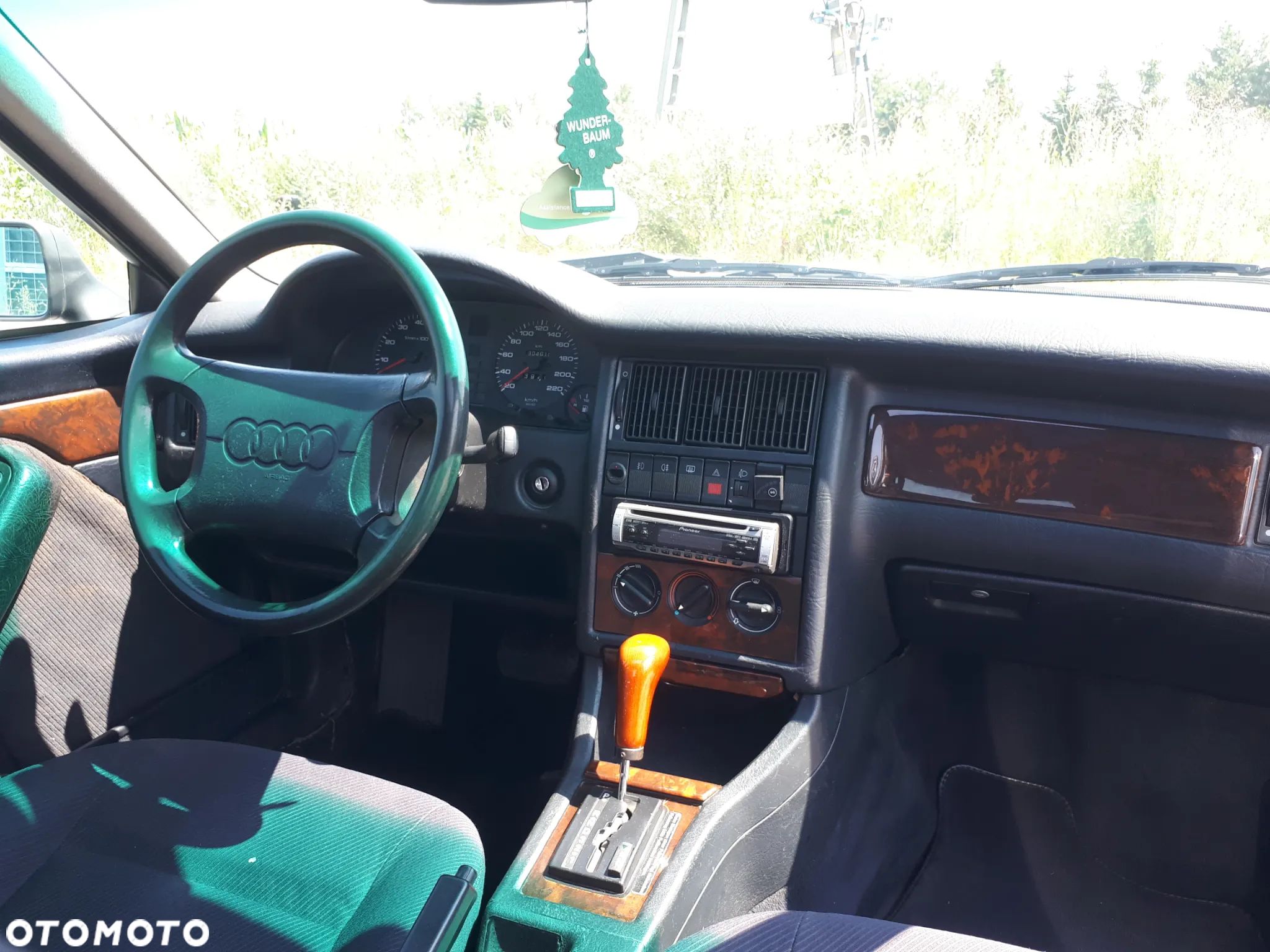 Audi 80 2.0 E - 1