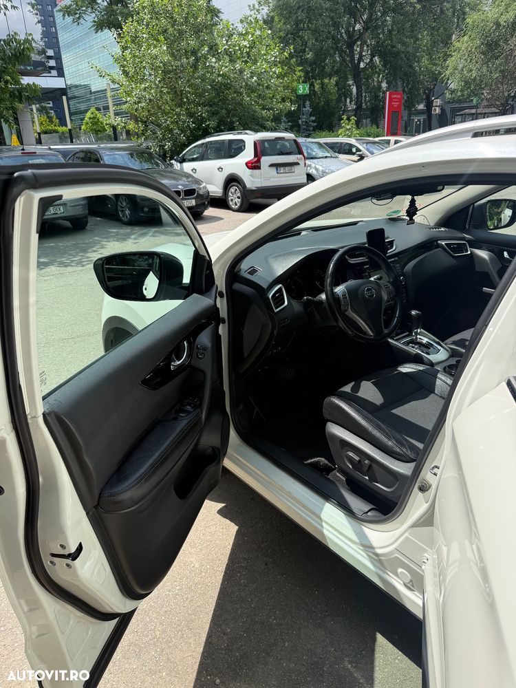Nissan Qashqai 1.6 DCI Xtronic TEKNA - 30