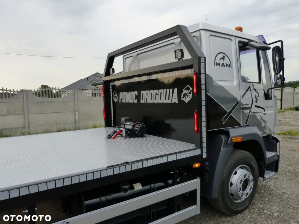 MAN LE 15.280 POMOC DROGOWA / AUTOLAWETA / SPECJALNY / DMC 15.000 KG / ŁADOWNOŚĆ 9.000 KG / PODUSZKI / DŁ.7.70 M - 17