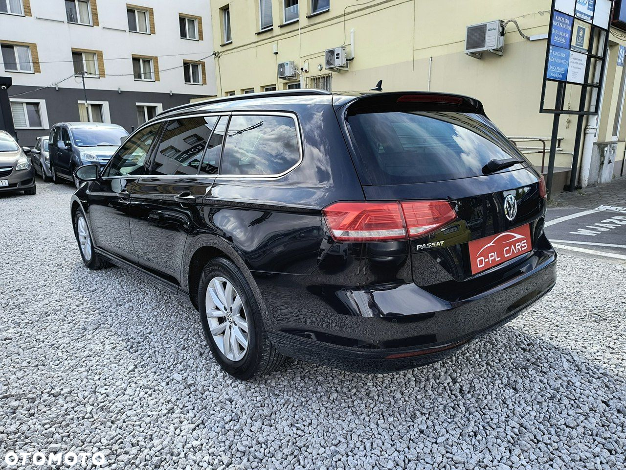 Volkswagen Passat - 7