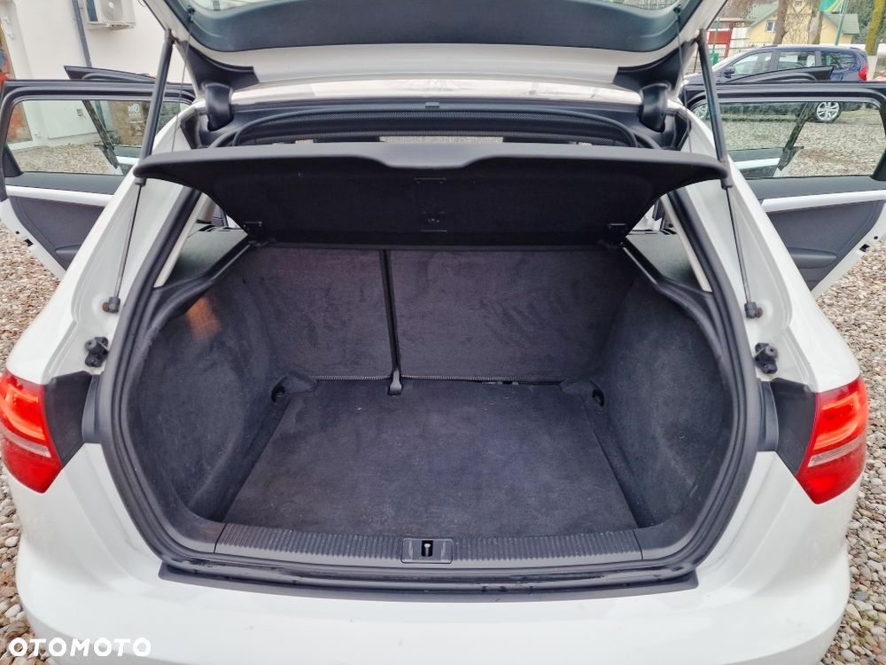 Audi A3 Sportback - 17