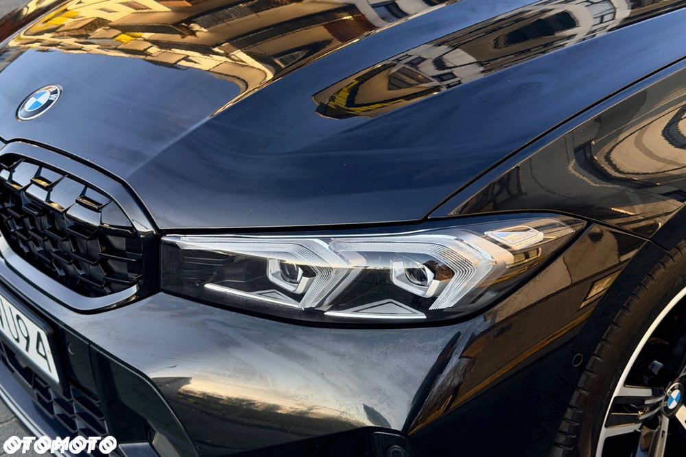 BMW Seria 3 320d xDrive M Sport sport - 32