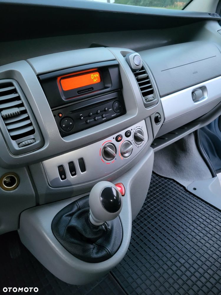 Renault Trafic - 14