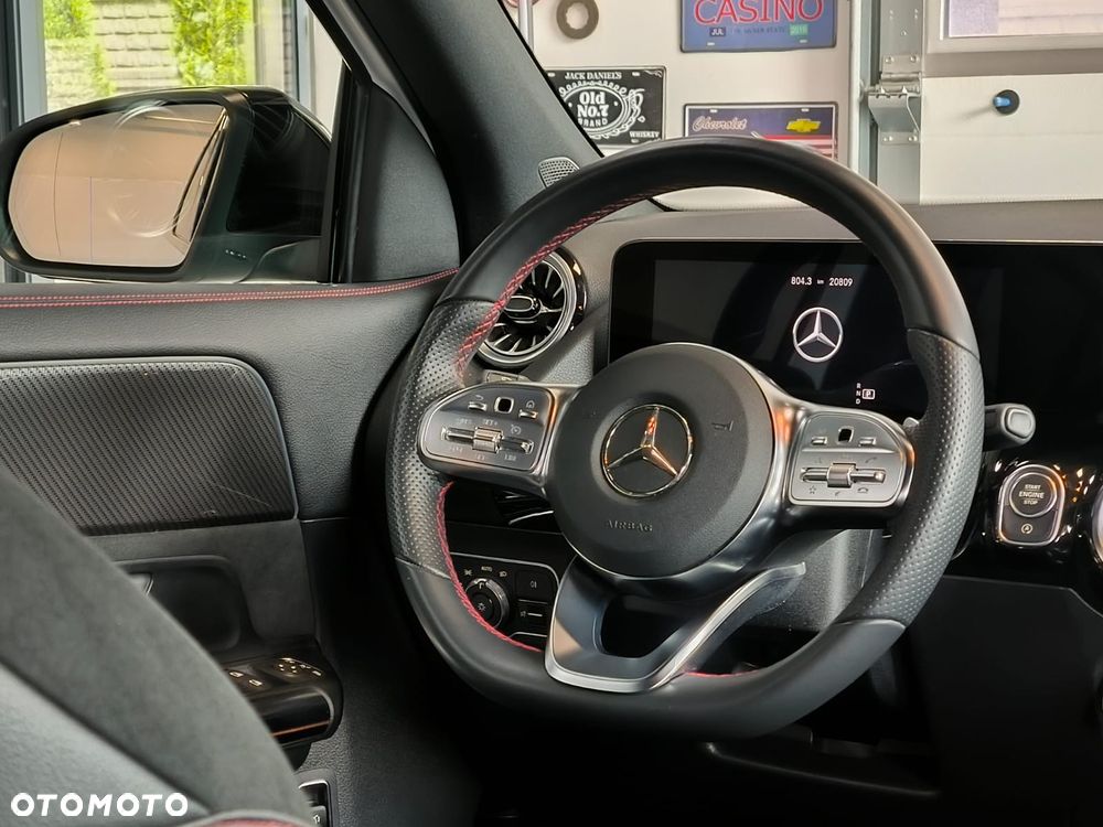 Mercedes-Benz GLA 200 AMG Line - 7