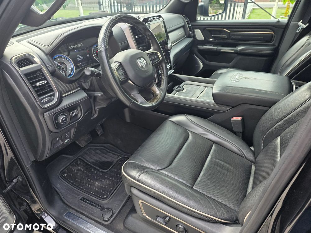 Dodge RAM 5.7 4x4 - 18