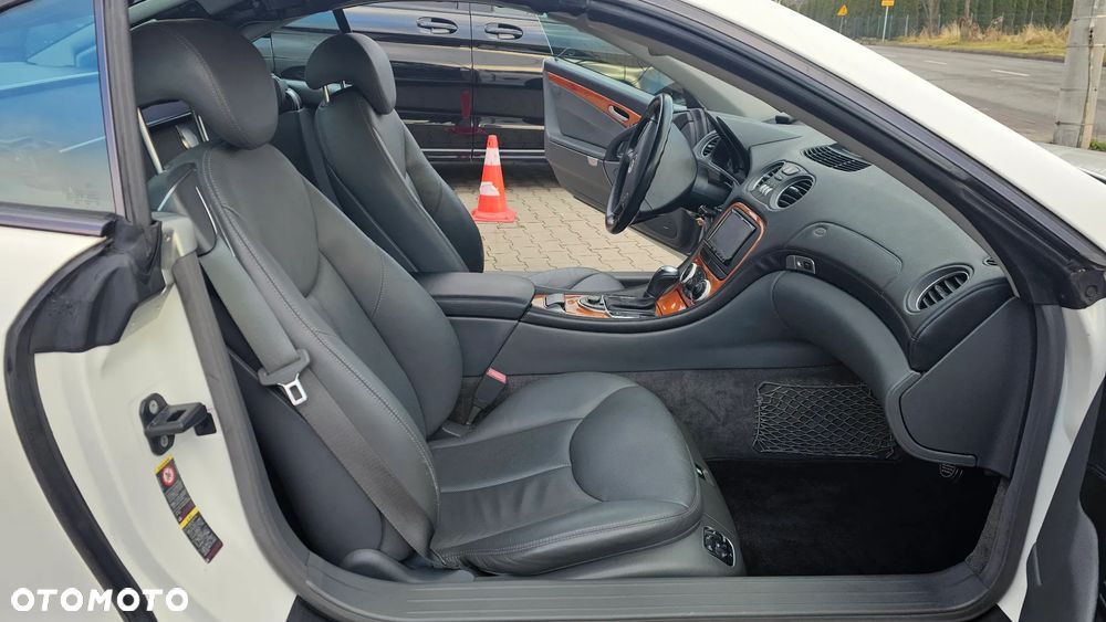Mercedes-Benz SL 500 - 17