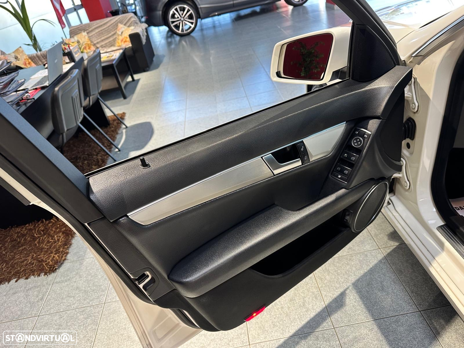 Mercedes-Benz C 220 BlueTEC Avantgarde+ - 13