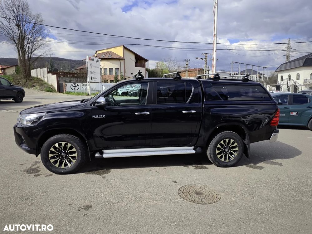 Toyota Hilux 4x4 Double Cab M/T Style - 7