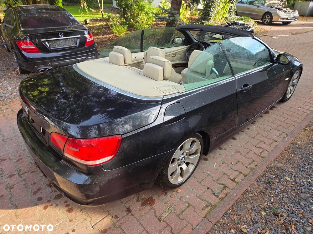 BMW Seria 3 325d DPF Cabrio - 9