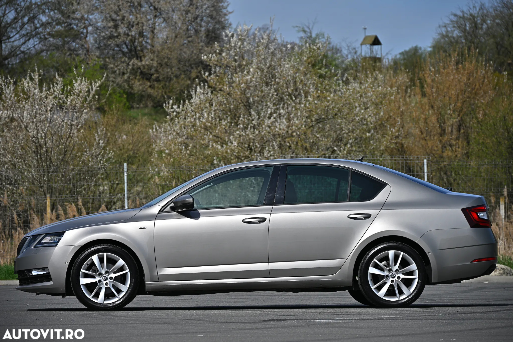 Skoda Octavia 2.0 TDI DSG Style - 5