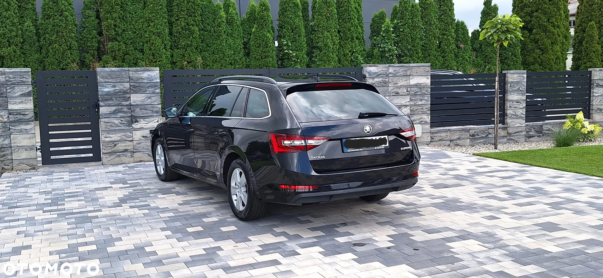 Skoda Superb - 11