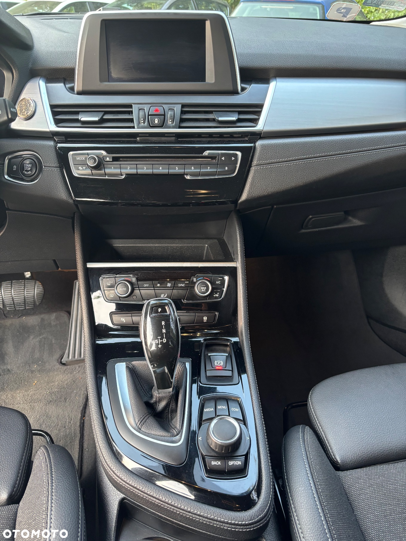 BMW Seria 2 218i - 7