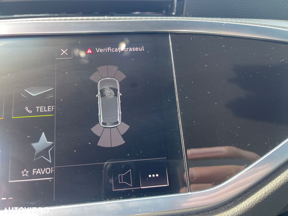 Audi Q3 2.0 40 TDI quattro S tronic Basic - 23