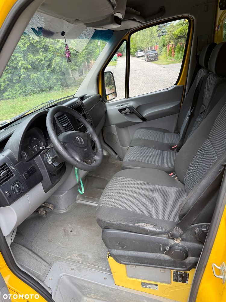 Mercedes-Benz Sprinter - 5