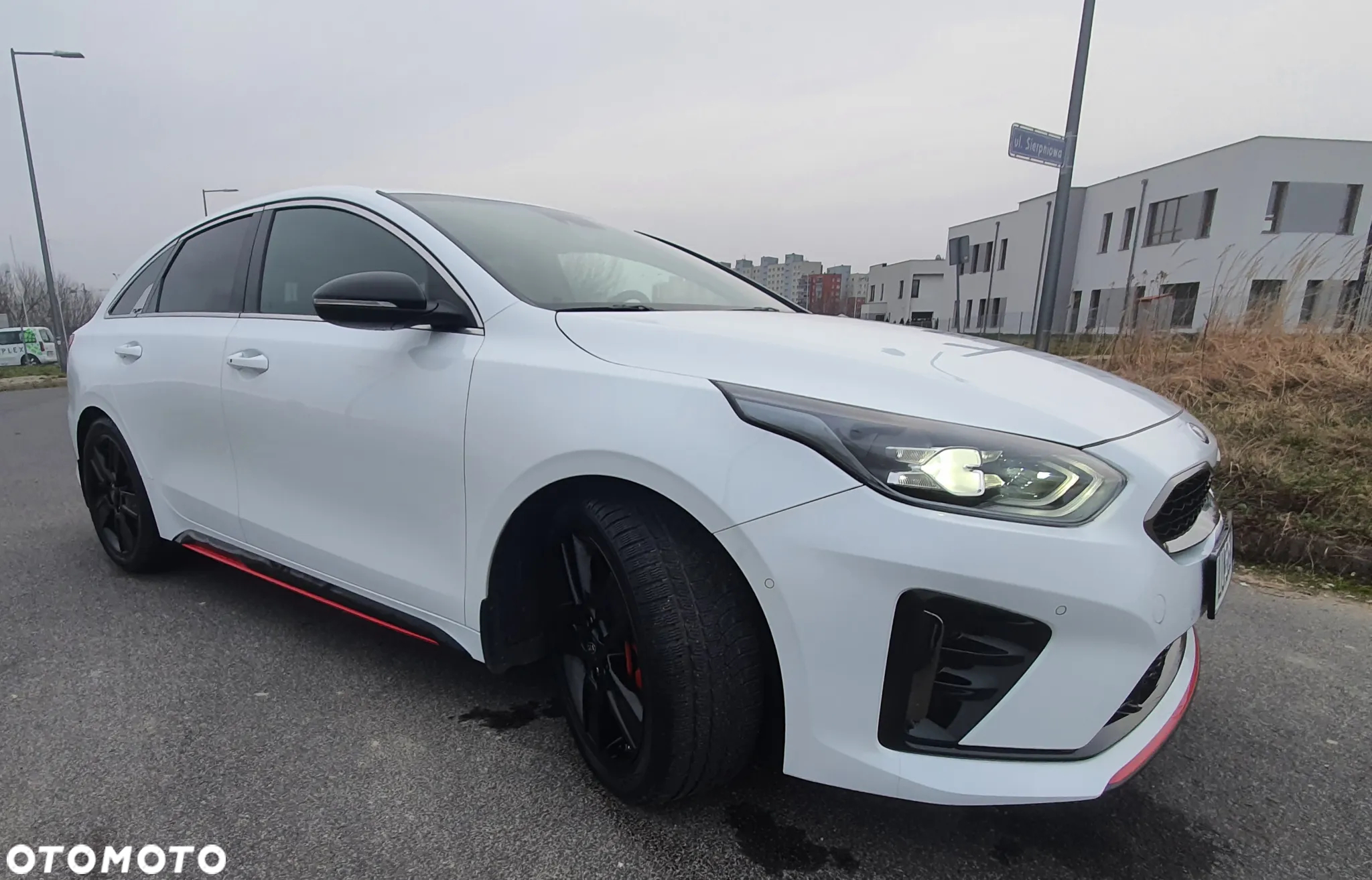 Kia ProCeed 1.6 T-GDI GT DCT - 19