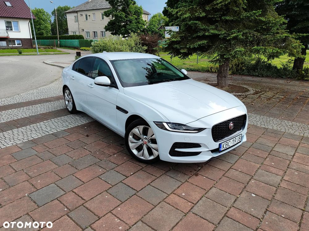 Jaguar XE 2.0 T AWD Prestige - 19
