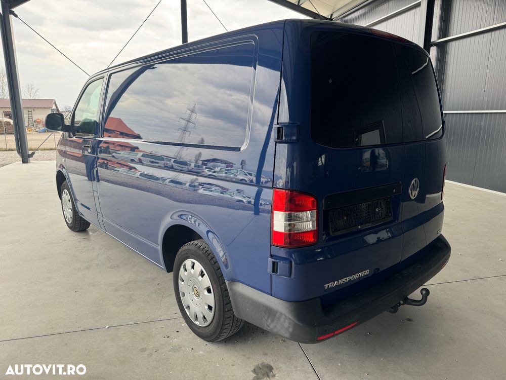 Volkswagen Transporter T5 - 4