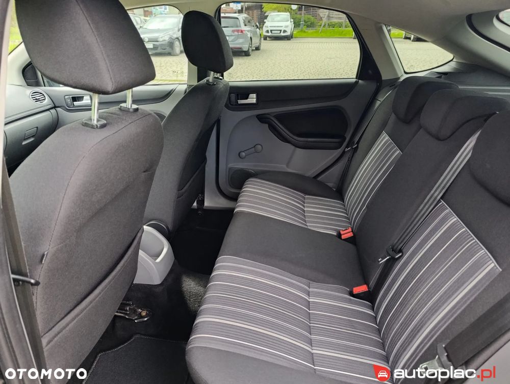 Ford Focus 1.6 TDCi DPF Trend - 18