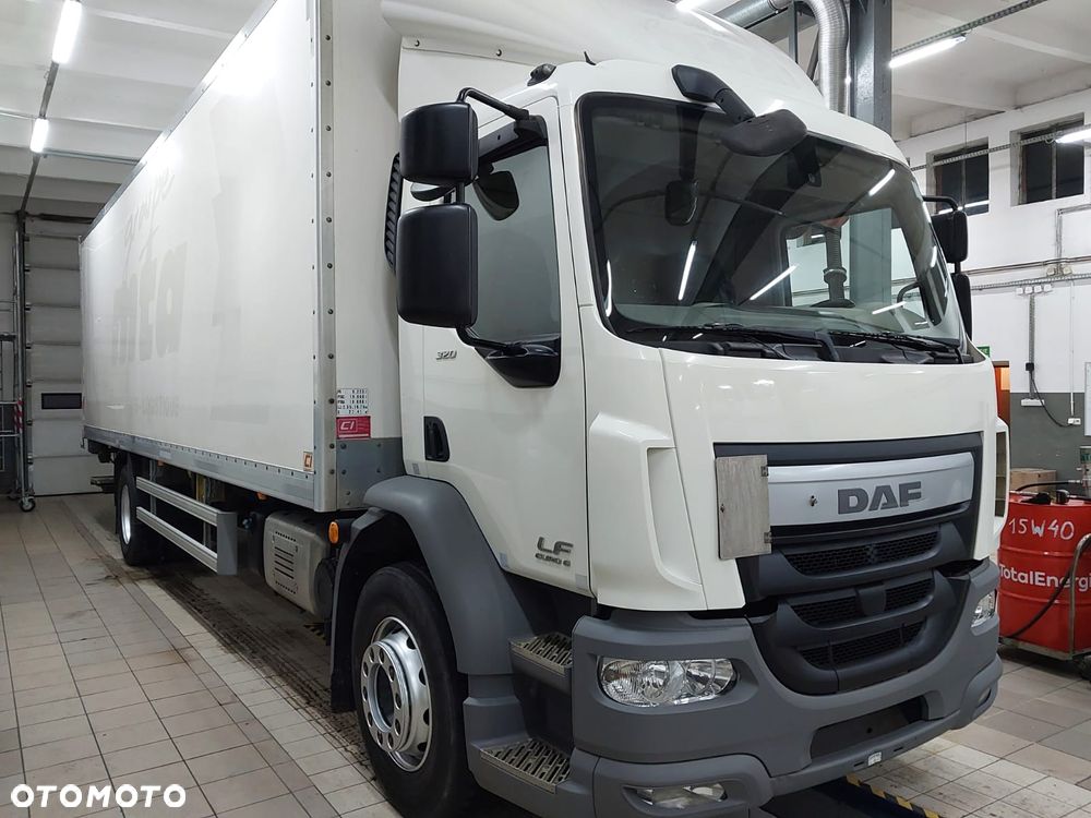 DAF LF 320 - 16