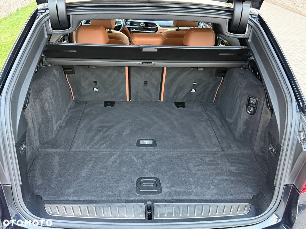 BMW Seria 5 520d M Sport Edition - 27