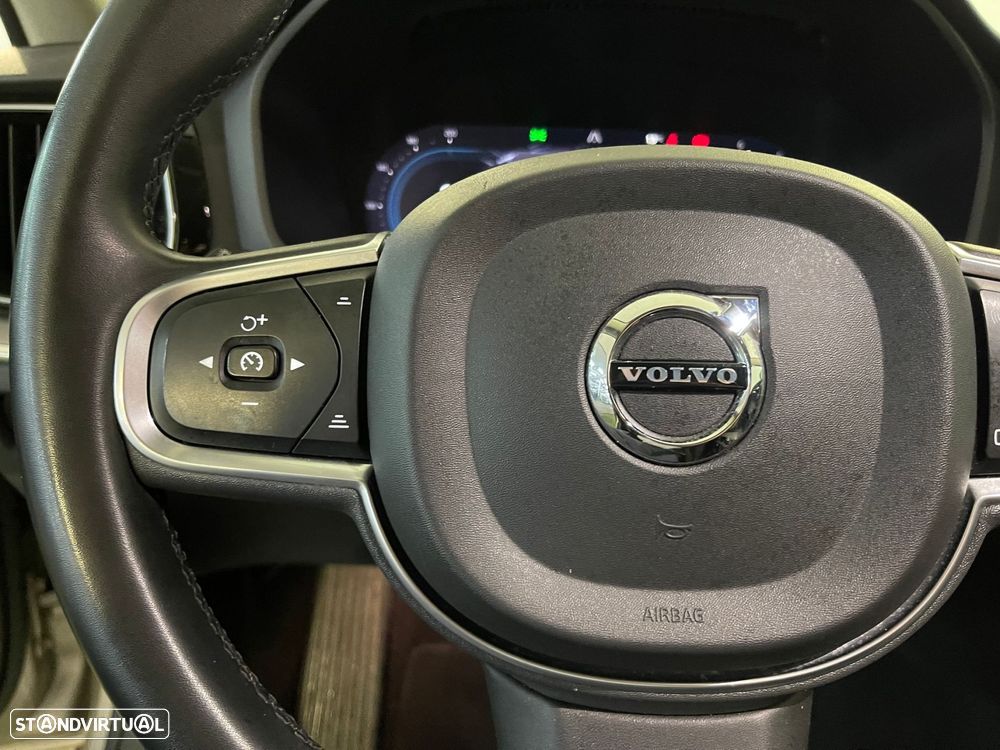 Volvo V60 2.0 B4 Momentum Geartronic - 18