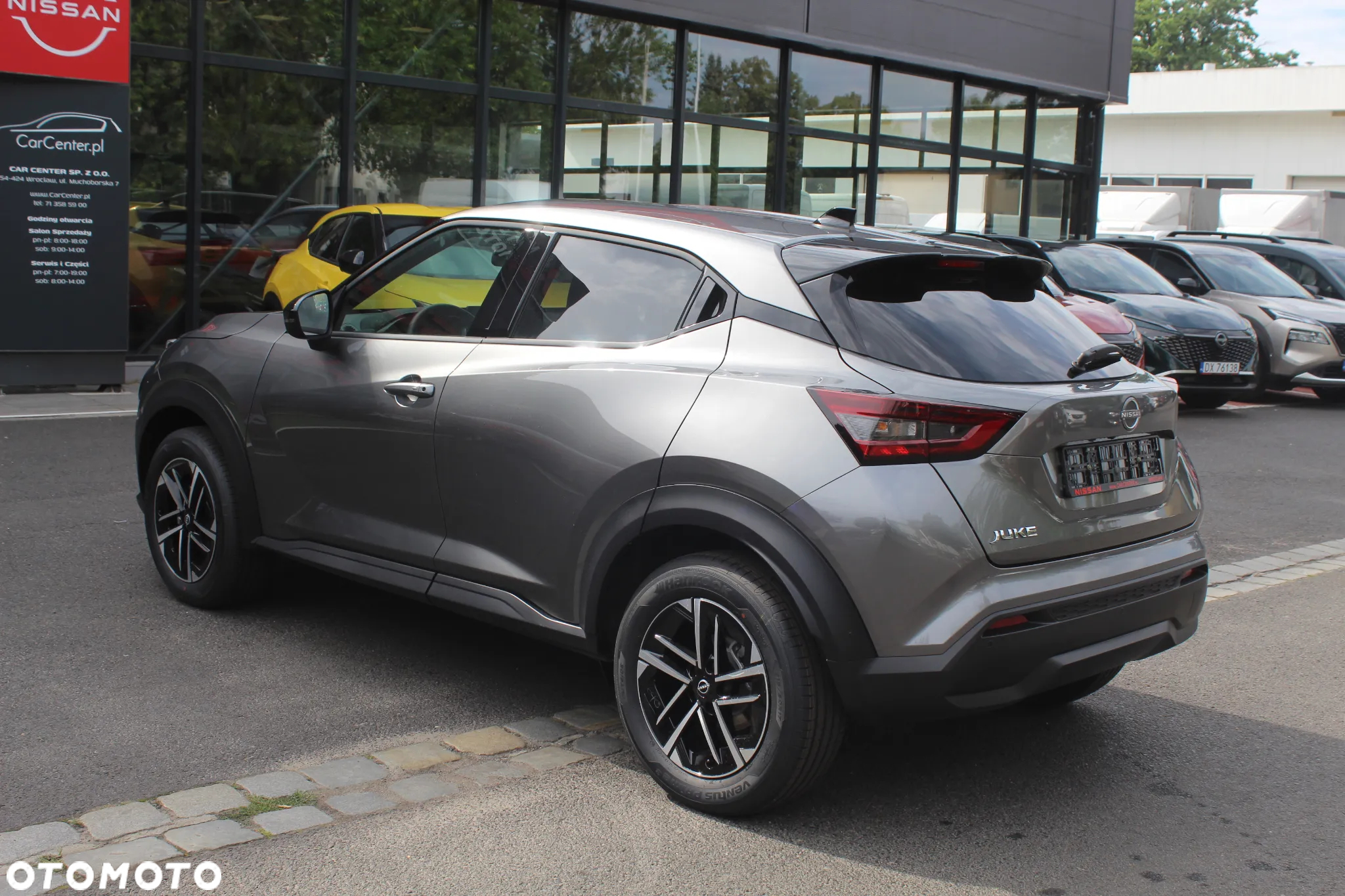 Nissan Juke 1.0 DIG-T N-Connecta DCT - 4