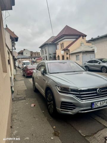 Volkswagen Touareg V6 TDI Elegance - 4