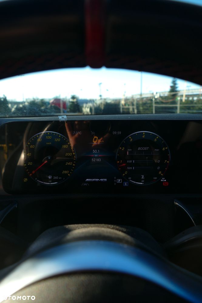 Mercedes-Benz CLA - 16