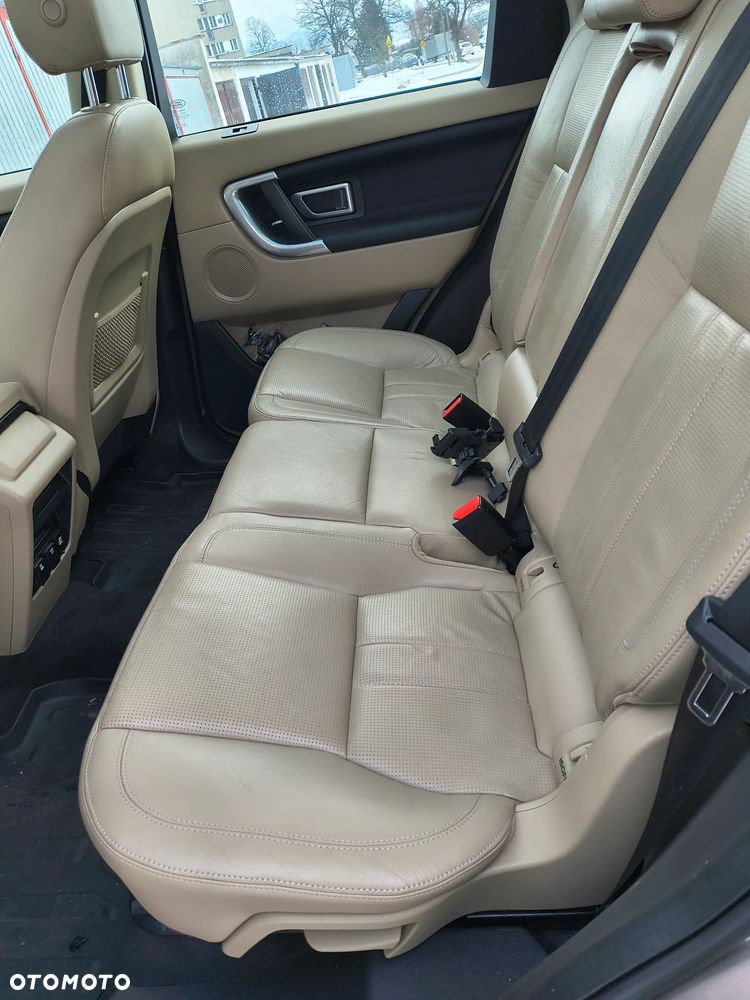 Land Rover Discovery Sport D150 R-Dynamic HSE - 14