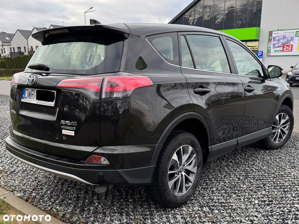 Toyota RAV4 Hybrid Premium 4x2 - 6