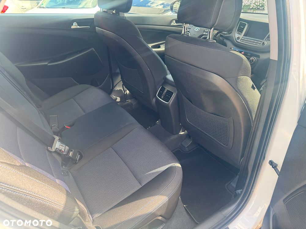 Hyundai Tucson blue 1.6 GDi 2WD Navi - 7